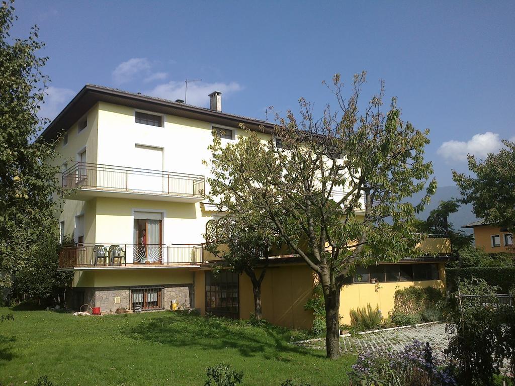 Casa Ferrari Monica Apartment กาลเชรานิกา อัล ลาโก ภายนอก รูปภาพ