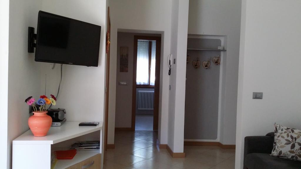 Casa Ferrari Monica Apartment กาลเชรานิกา อัล ลาโก ภายนอก รูปภาพ