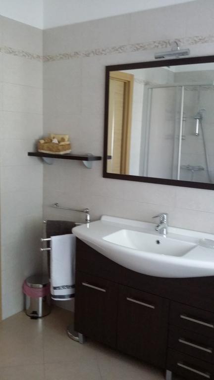 Casa Ferrari Monica Apartment กาลเชรานิกา อัล ลาโก ภายนอก รูปภาพ